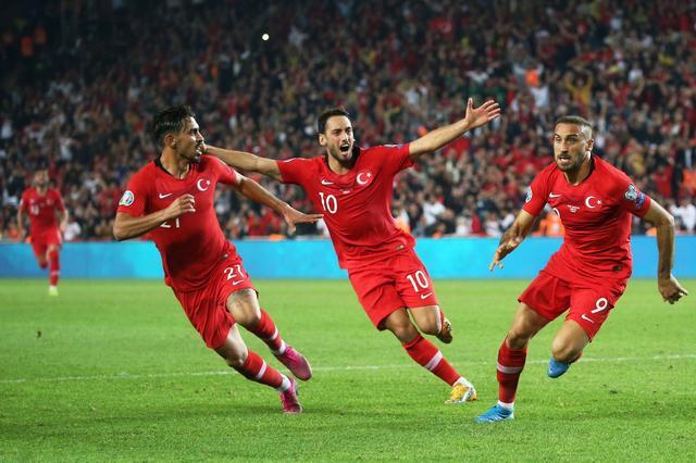 开云-阿尔巴尼亚胜黑山，成功晋级欧预赛八强的简单介绍