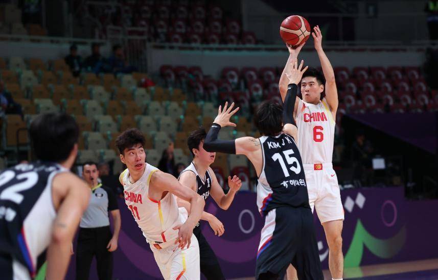 江苏男篮主场迎击四川队,东西部交锋的简单介绍 江苏男篮主场迎击四川队,东西部交锋的简单介绍