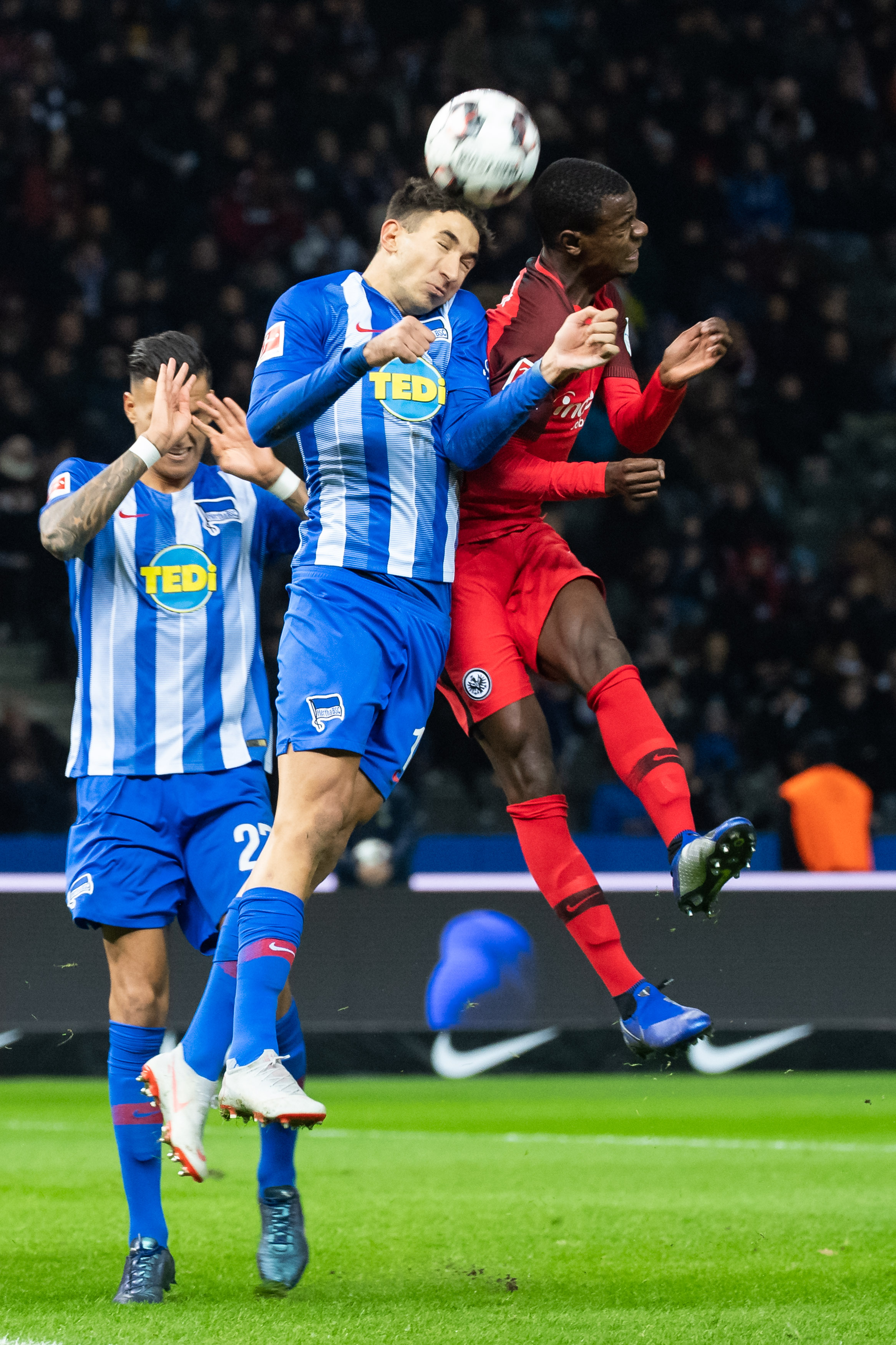 开云官网-关于柏林赫塔备战比赛,全力争胜的信息