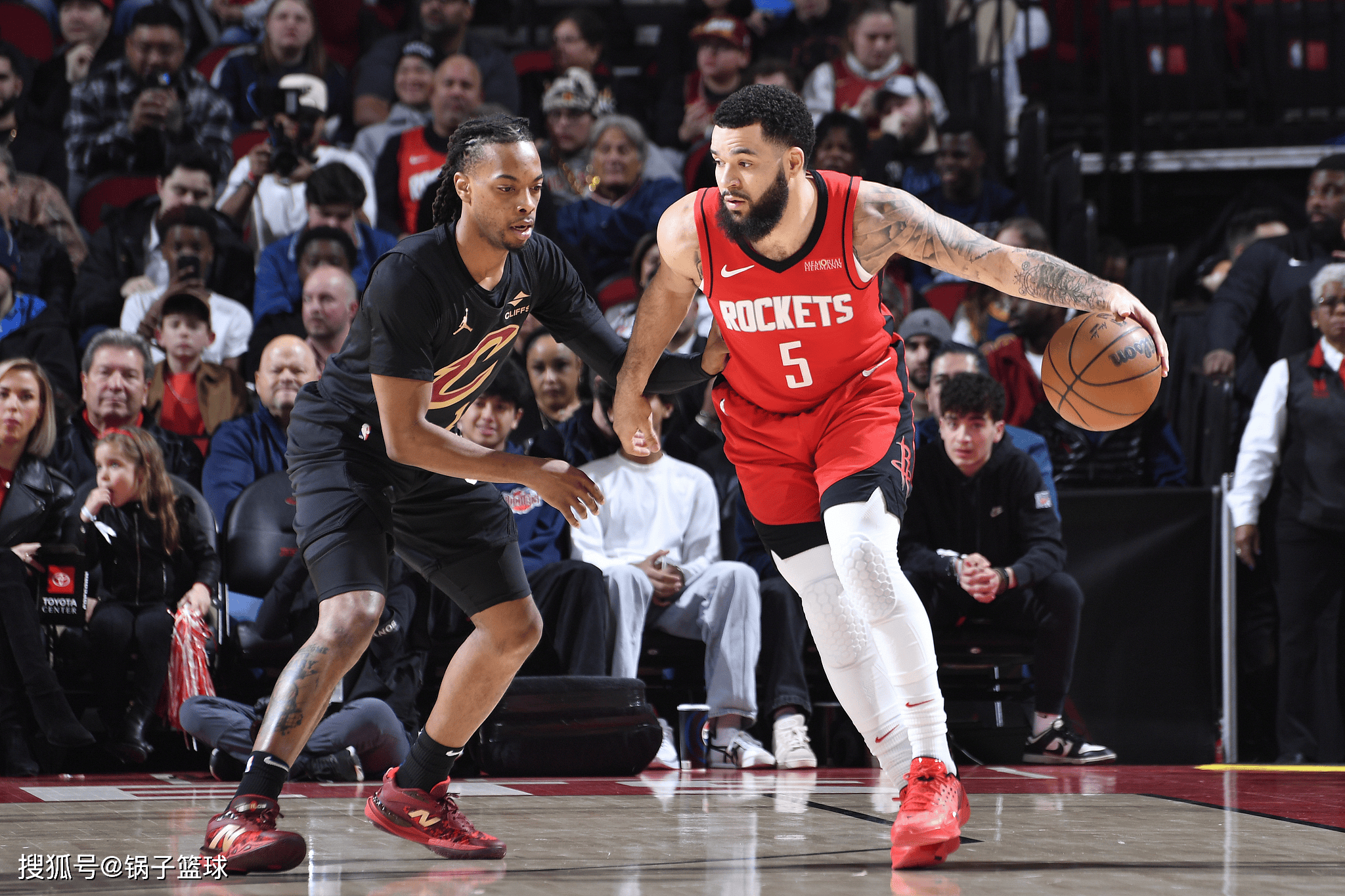 江苏队完胜骑士,范弗利特带队取胜 江苏队完胜骑士,范弗利特带队取胜