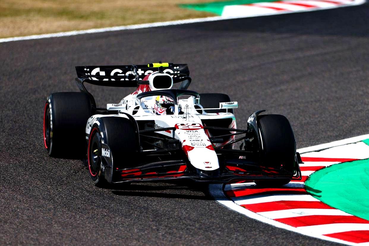 威廉姆斯横扫红牛二队,塞恩斯带队取胜 威廉姆斯横扫红牛二队,塞恩斯带队取胜