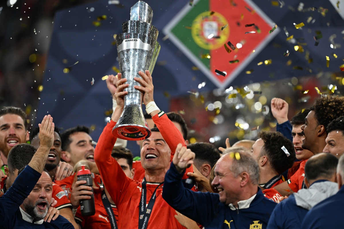 勒沃库森绝杀葡萄牙，法比尼奥点燃赛场