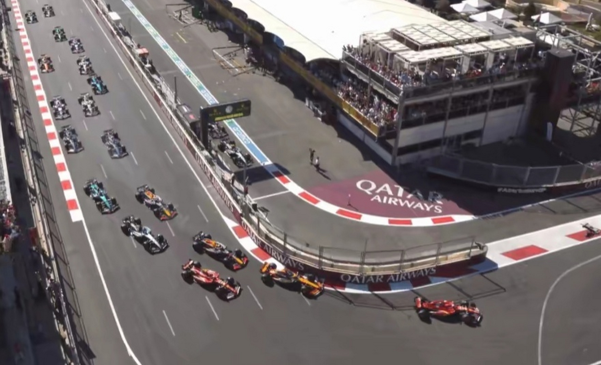 雷诺车队碾压法拉利,佩雷兹带队取胜 雷诺车队碾压法拉利,佩雷兹带队取胜