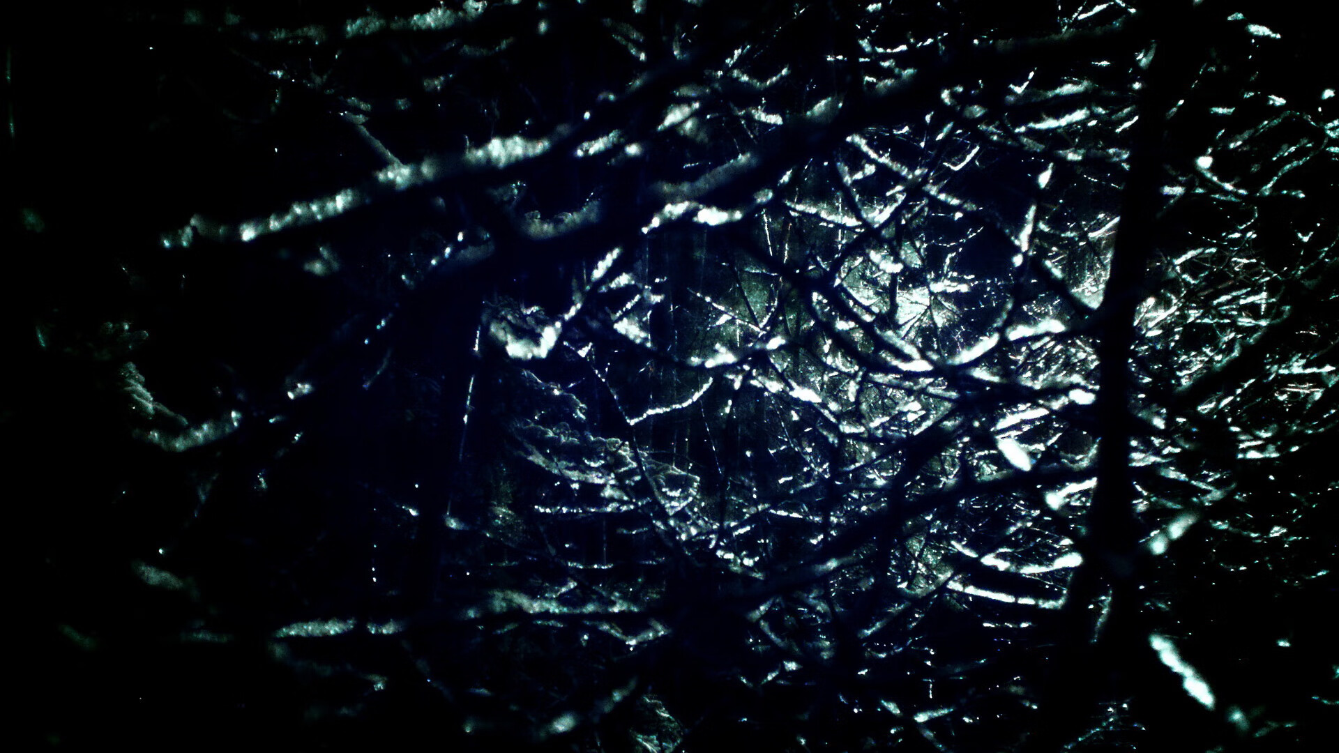 开云体育官网-铁幕与洪流,雷霆如何用防守枷锁扼住雄鹿咽喉