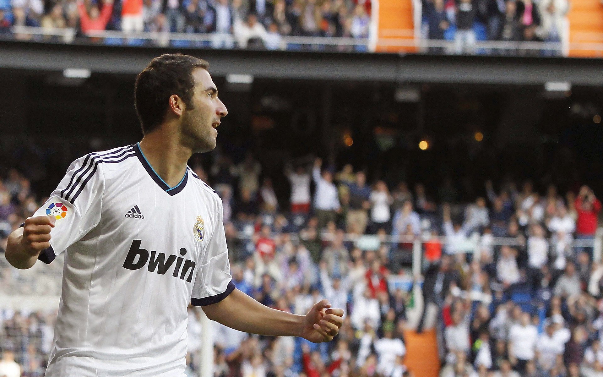 极速与绝杀，F1街道赛焦点战中的火箭式加时奇迹