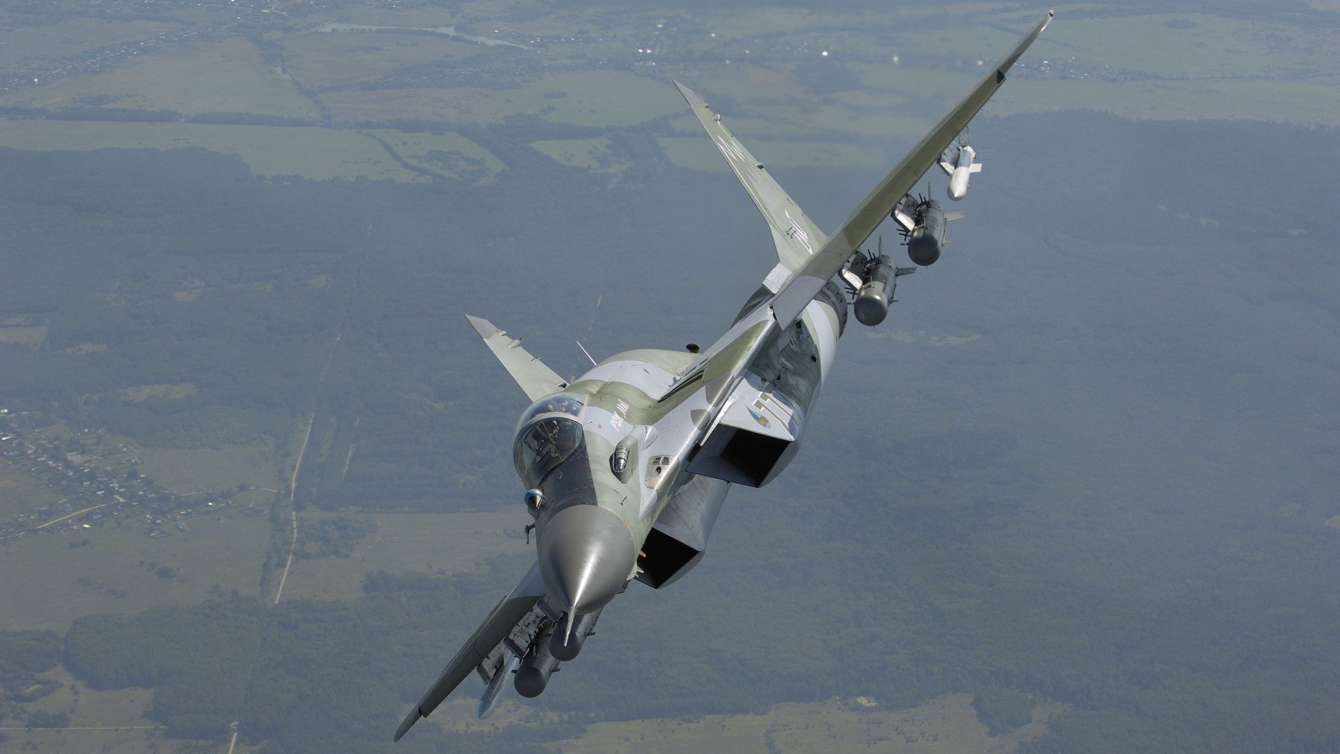 西甲国家德比焦点战，委内瑞拉冲垮芬兰的足球隐喻