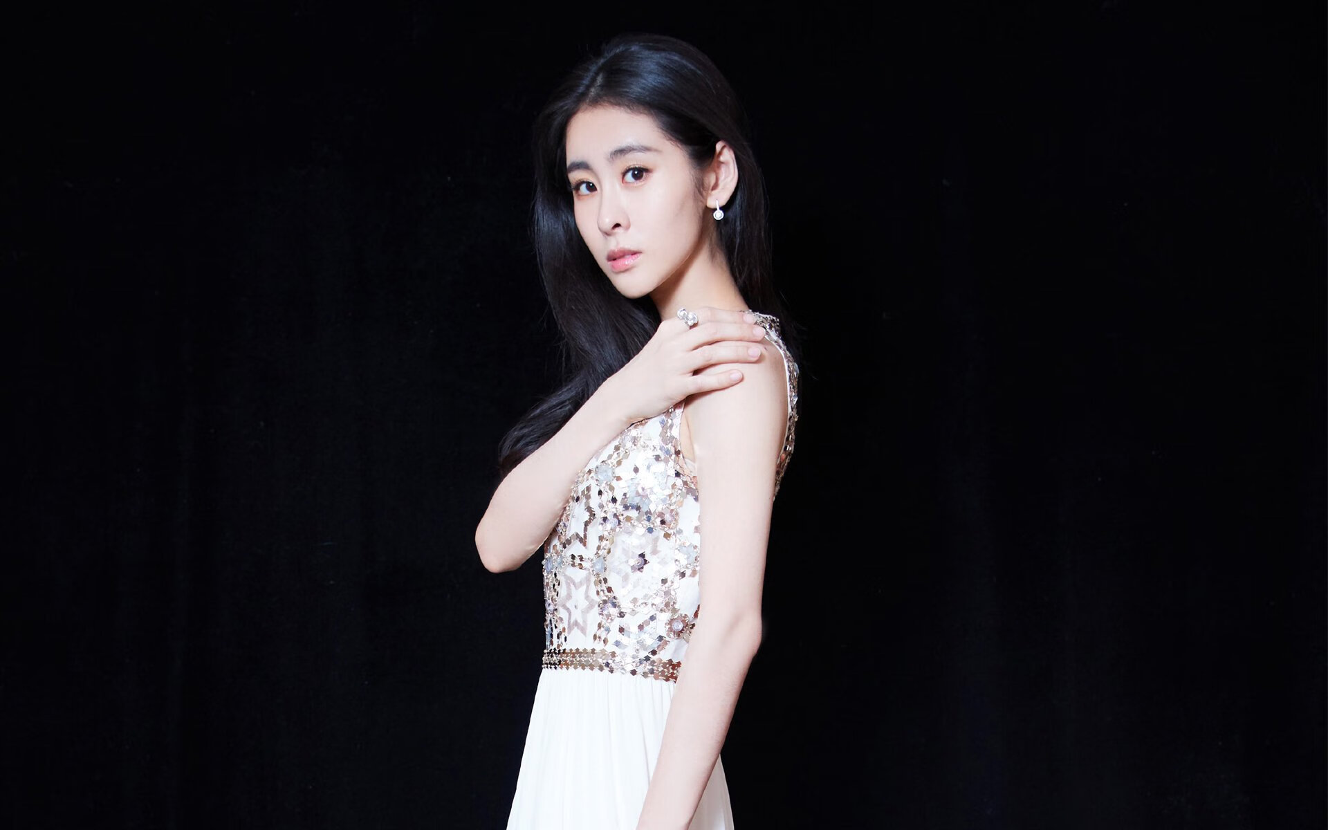 绿茵启示录，当智利的火山遇见牙买加的雷鬼，哈兰德在关键回合雕刻时光